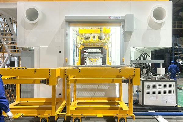 西朗门业快速卷帘门 西朗门业快速卷帘门